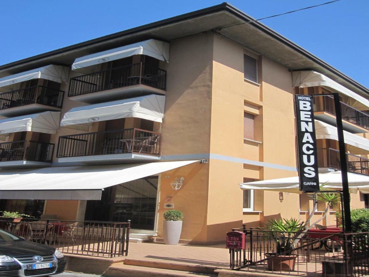 Hotel Benacus 巴多利诺 外观 照片